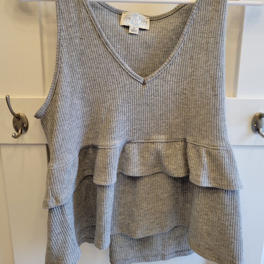 Women's Jun & Ivy V Neck Ribbed Tiered Babydoll Top - Gray - Large